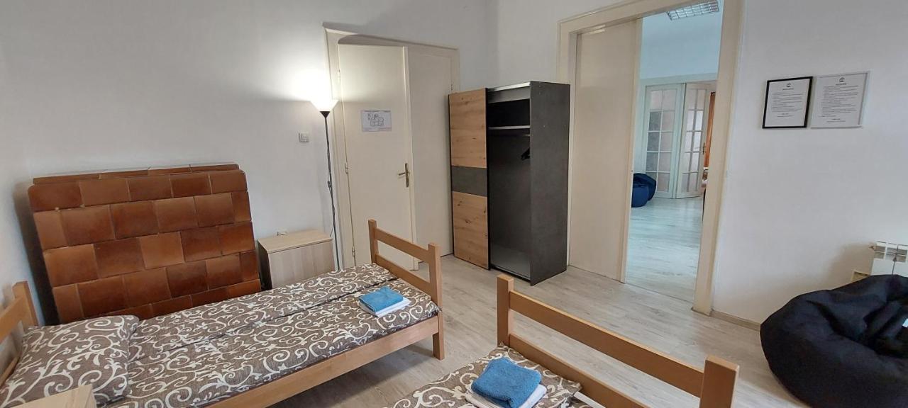 Belgrade Backpackers Home Esterno foto